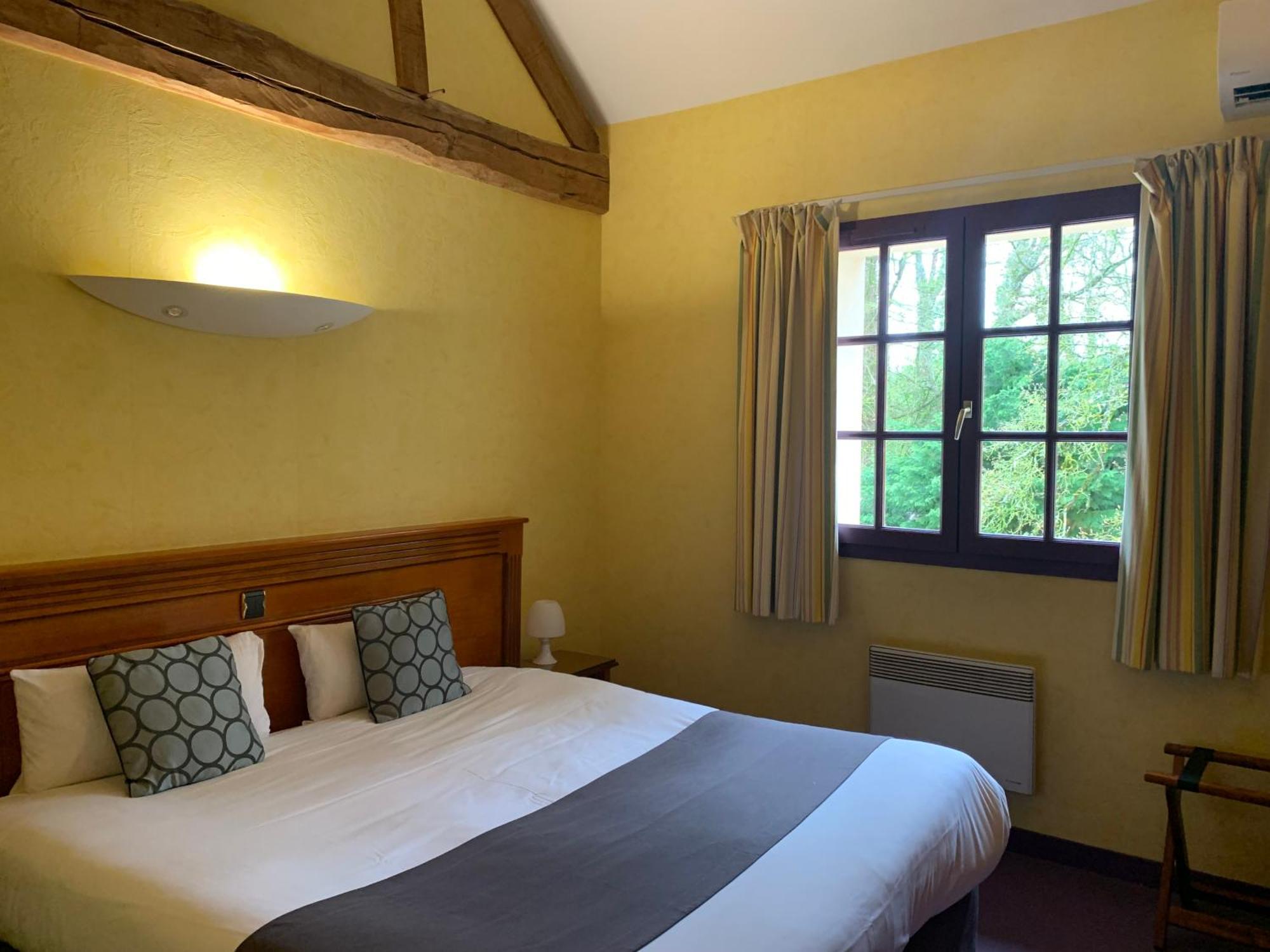 Logis Hotel Restaurant Le Moulin De La Coudre Venoy Εξωτερικό φωτογραφία