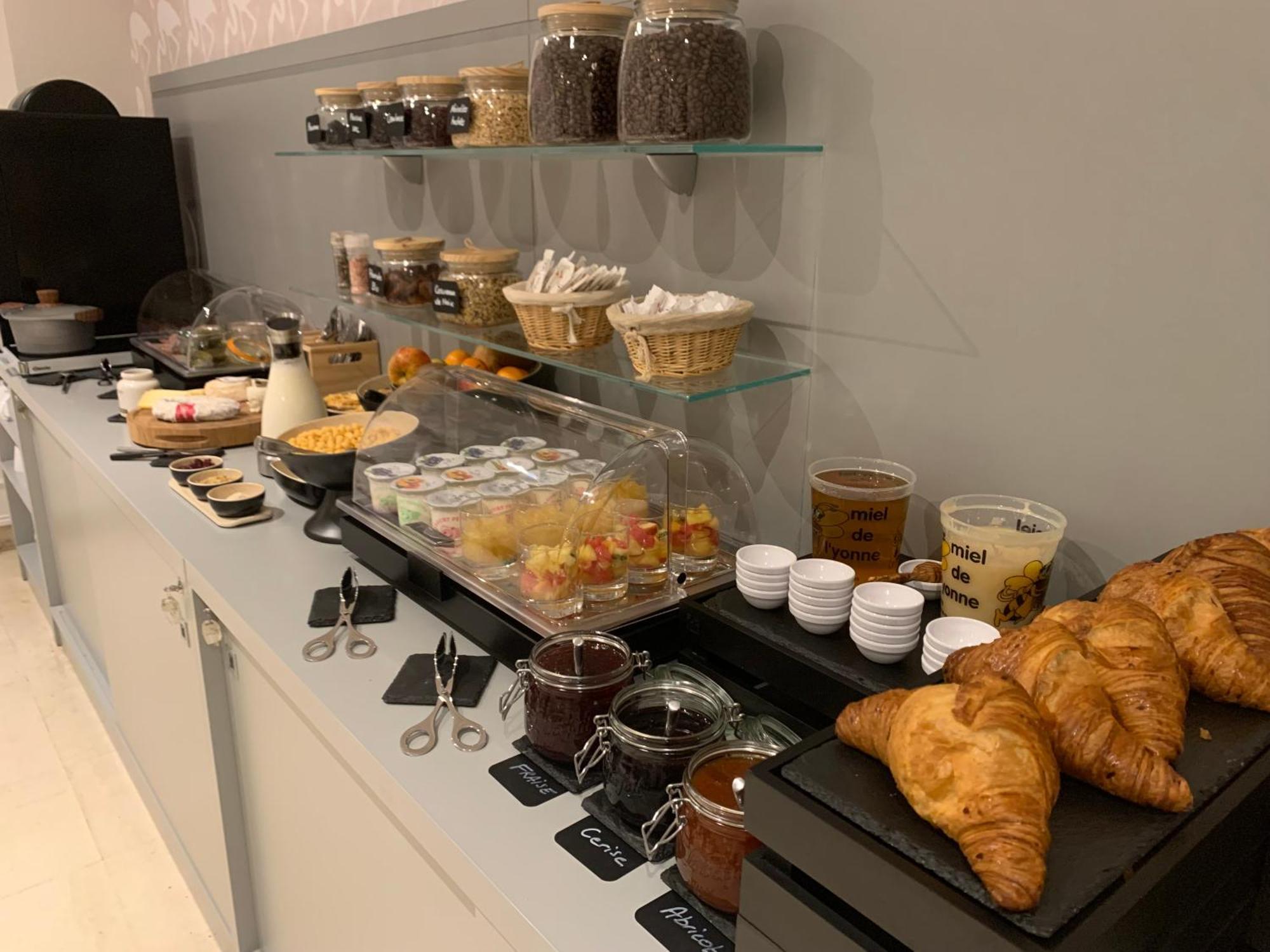 Logis Hotel Restaurant Le Moulin De La Coudre Venoy Εξωτερικό φωτογραφία